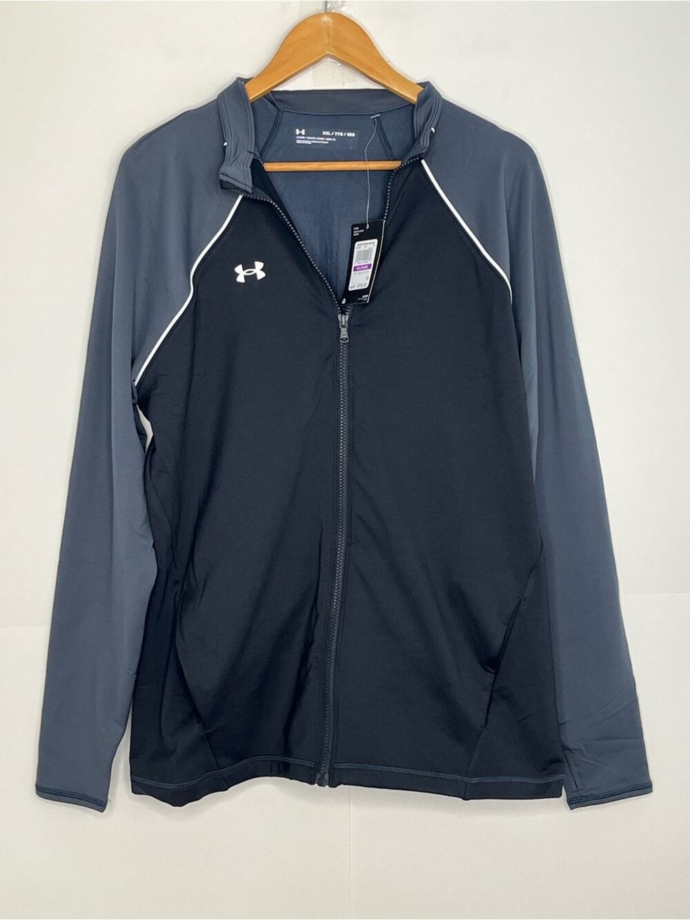 UA Womens Layer Up Full Zip Size 2XL